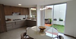 Casa nueva San Antonio de Pichincha