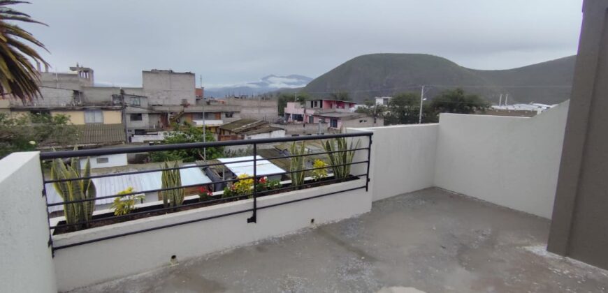 Casa nueva San Antonio de Pichincha